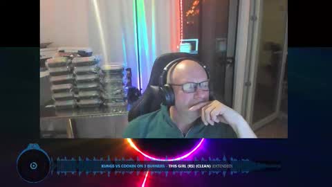 Andy online show from March 4, 9:34 pm