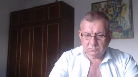 Snapshot of machomale3 chatting on September 9, 3:12 pm Macho online show from September 9, 3:12 pm