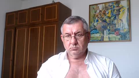 Macho online show from June 6, 2:12 pm