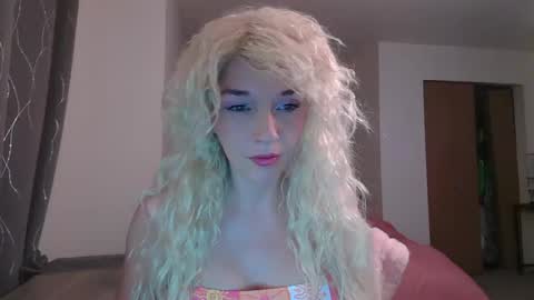 maciimayy online show from September 24, 2:29 am