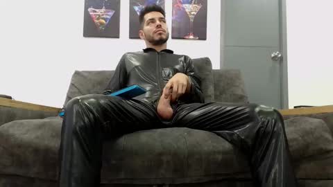 instagram mackdanielsx online show from February 15, 5:44 pm