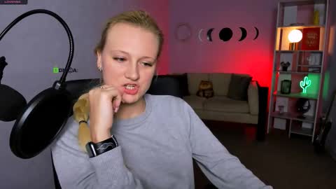 Ulis online show from November 29, 12:35 pm