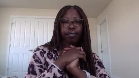 Snapshot of madamindigo chatting on March 12, 2:56 pm YourMadamIndigo online show from March 12, 2:56 pm