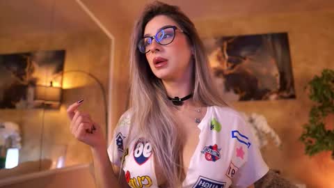 Maddie online show from March 26, 10:09 am