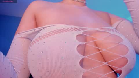 Maddison online show from November 6, 4:26 am