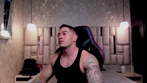 Snapshot of maddox_santana chatting on January 7, 2:42 am Maddox Santana online show from January 7, 2:42 am