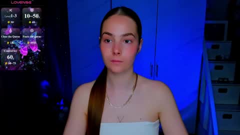 maddy_gate online show from June 7, 4:01 pm