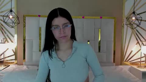 Snapshot of maddy_jacksonw chatting on September 15, 11:44 am Maddy online show from September 15, 11:44 am