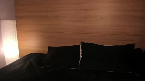 Madelaine  online show from April 1, 1:01 pm