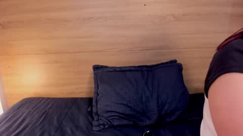 Madelaine  online show from February 25, 4:10 pm