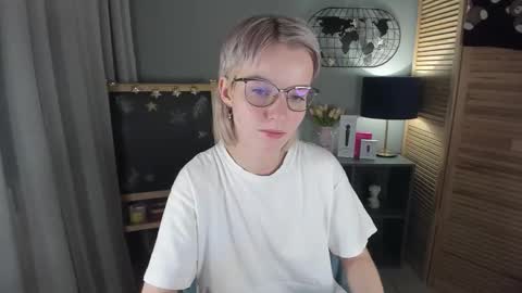 madelaines online show from January 13, 9:28 am