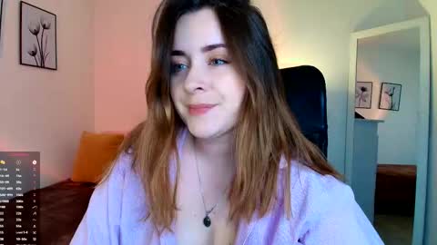 madelamee online show from November 4, 9:49 pm