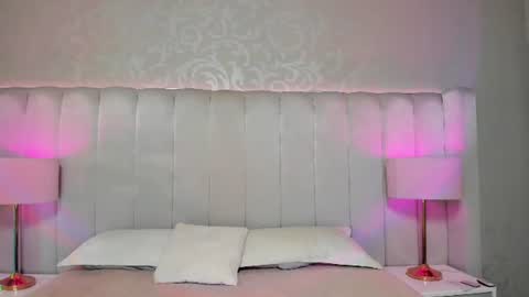 Madeleyn  online show from July 20, 7:37 pm