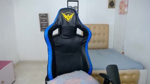 madinsoncopper online show from January 27, 11:22 pm