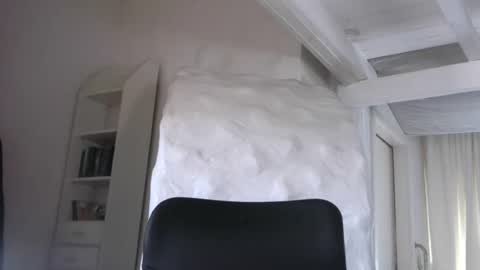 madio1187940 online show from July 31, 4:52 pm