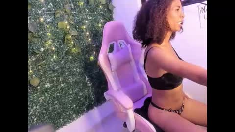 madison_tits online show from March 27, 2:17 am