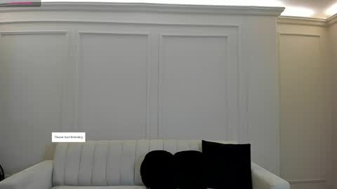 Maddi Collins online show from May 22, 11:28 am