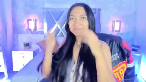 Mady Roa online show from June 19, 3:12 am