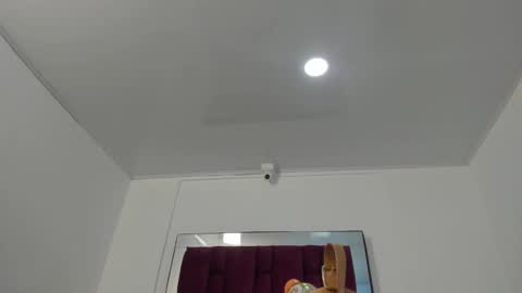 MAEE ANGELS online show from December 31, 6:13 pm