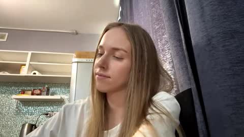 Sara online show from February 20, 6:19 am