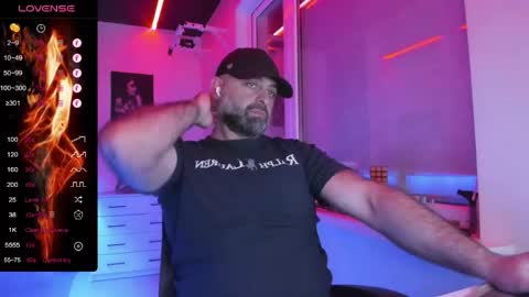 Magabear online show from April 29, 4:17 am