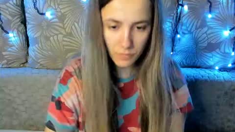 Maggie online show from June 21, 3:24 am