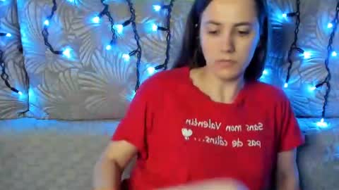 Maggie online show from July 15, 2:39 am