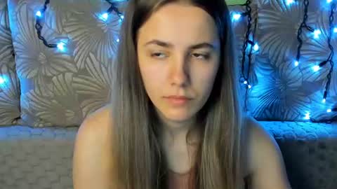 Maggie online show from July 2, 2:31 am