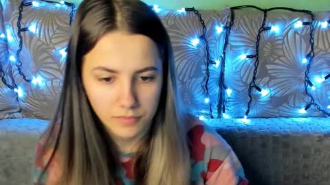 Maggie online show from February 1, 1:57 am