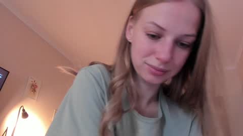 Alice  online show from February 4, 10:41 am