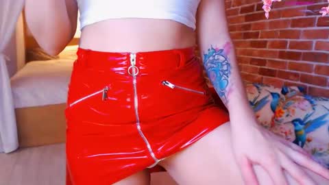 Hypnotizing online show from February 1, 2:41 am