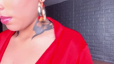 Marge online show from November 15, 9:27 pm