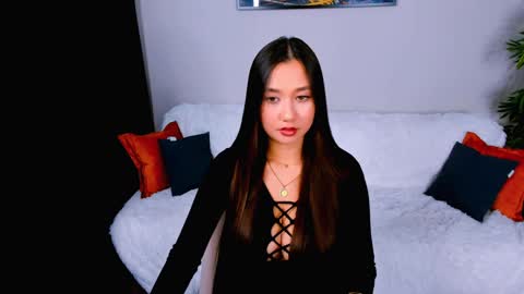 magic_phoenix online show from January 12, 2:19 pm