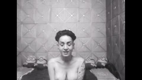 Snapshot of magicsaya chatting on March 7, 4:00 pm TsKaycee online show from March 7, 4:00 pm