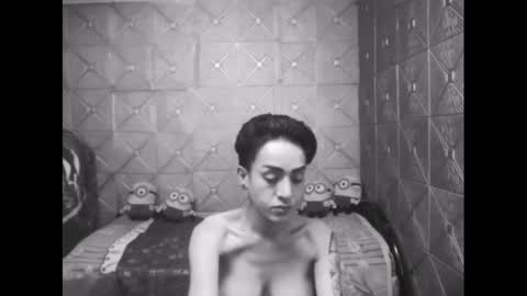 Snapshot of magicsaya chatting on February 27, 9:40 am TsKaycee online show from February 27, 9:40 am