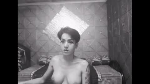 Snapshot of magicsaya chatting on December 23, 8:22 am TsKaycee online show from December 23, 8:22 am