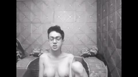 Snapshot of magicsaya chatting on January 22, 6:52 pm TsKaycee online show from January 22, 6:52 pm