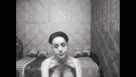 Snapshot of magicsaya chatting on March 5, 12:33 pm TsKaycee online show from March 5, 12:33 pm