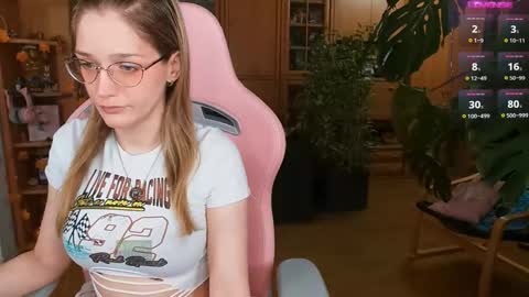 Nicole online show from November 12, 11:51 pm