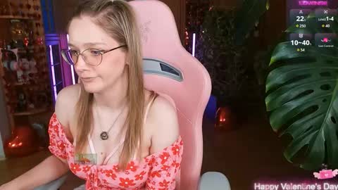 Nicole online show from February 12, 8:34 pm