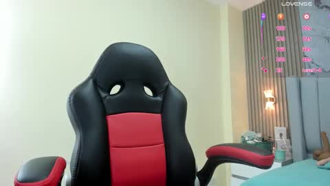 magievans1 online show from March 13, 1:25 pm