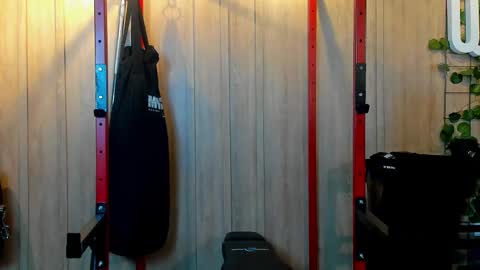 MAGNUS DAHL online show from February 21, 11:11 am