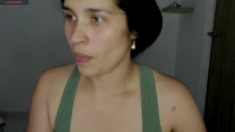 Mahiia online show from May 12, 7:01 pm