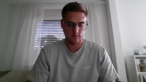 mahrcuhs online show from July 25, 11:19 am