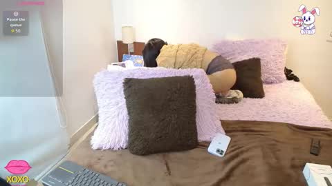    t  online show from November 30, 6:20 am