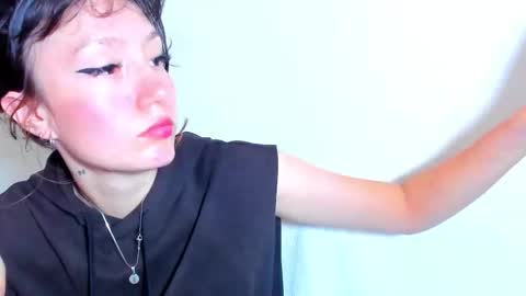 maibys online show from March 9, 3:44 am