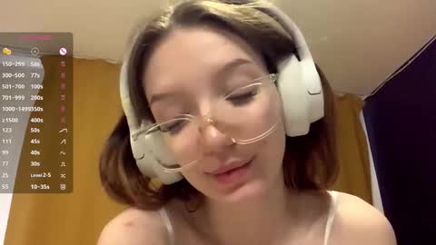 Elina online show from October 18, 9:24 am