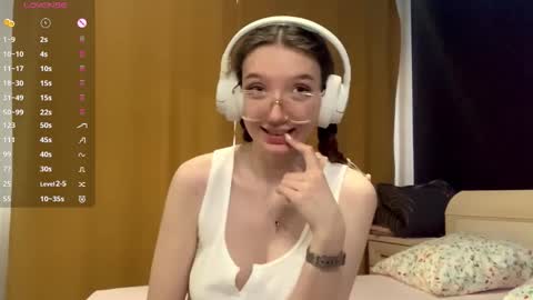 Elina online show from October 21, 9:36 am