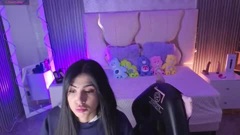 maiily_tay online show from January 13, 11:51 am