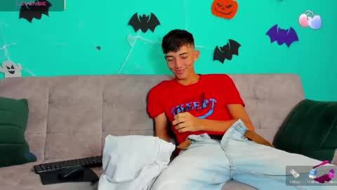 Maikol online show from November 3, 12:39 pm